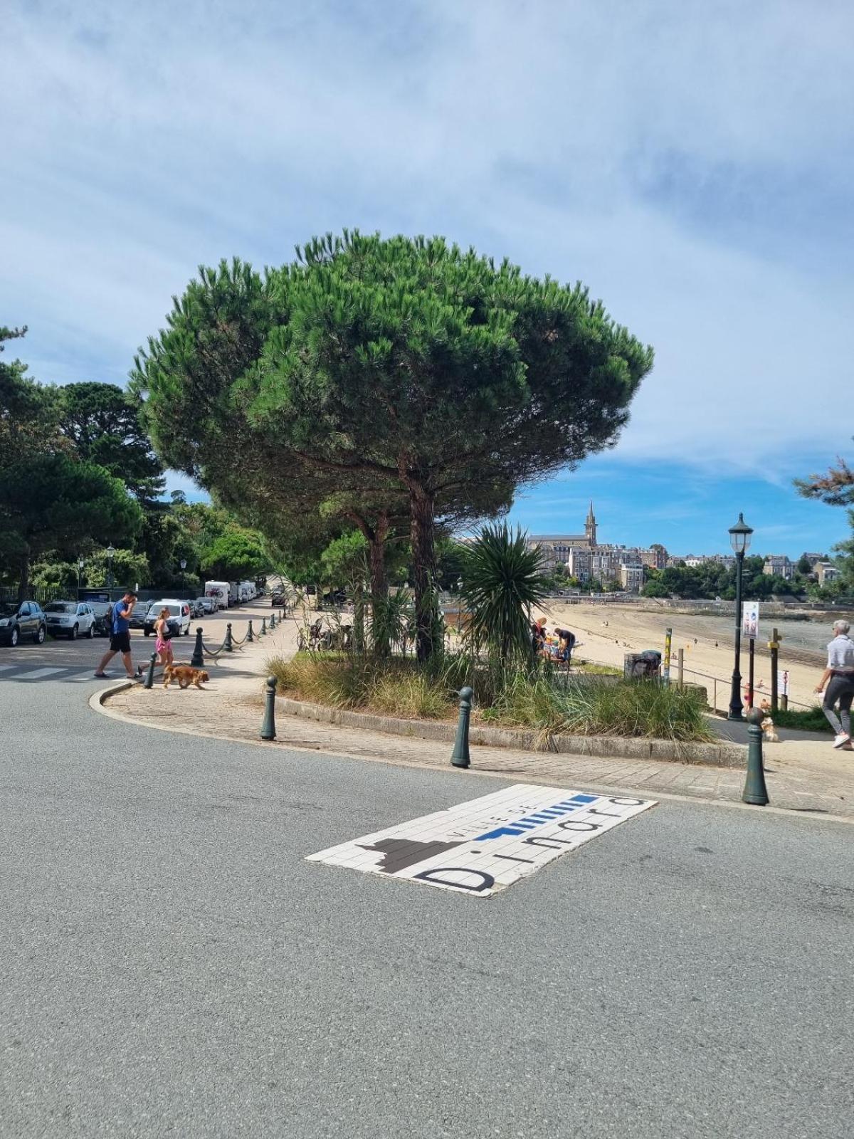 Brise Marine Du Prieure Spacieux Lumineux A 2 Min De La Plage Dinard Exteriér fotografie